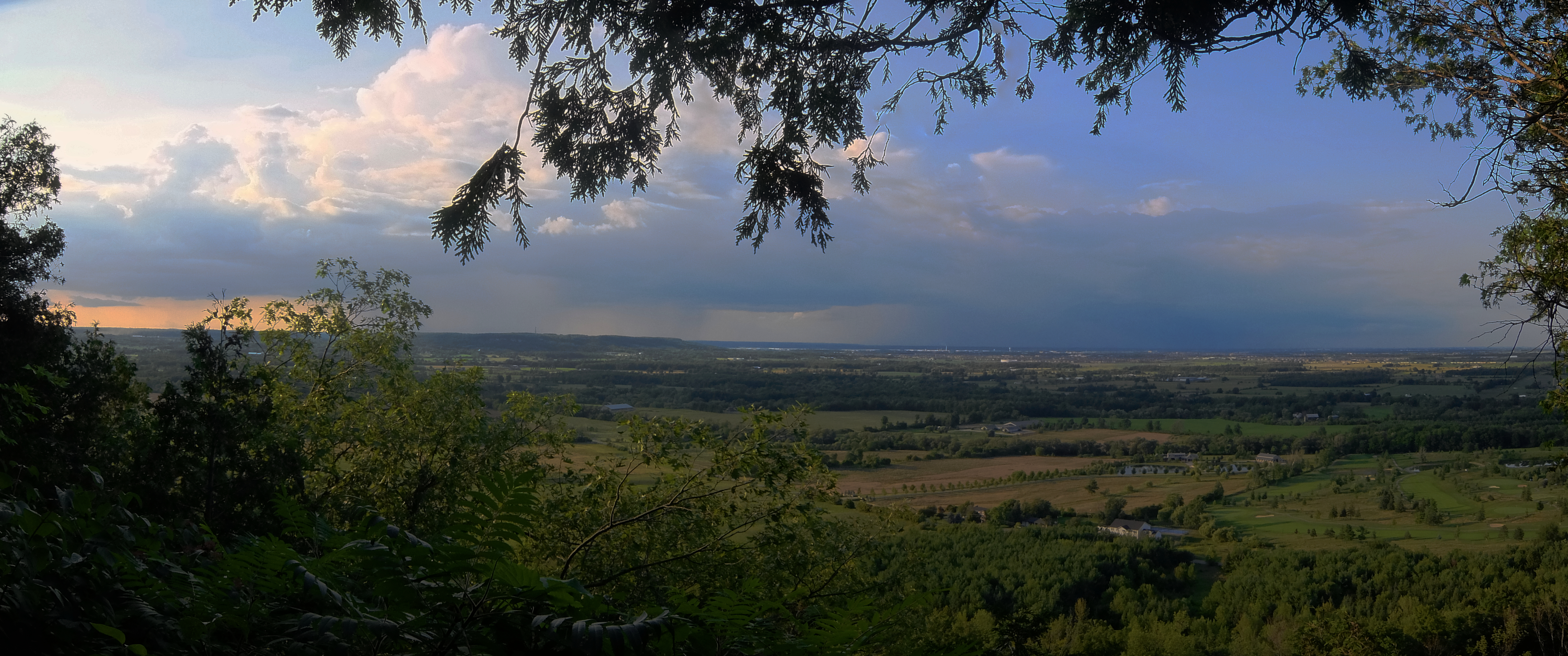 VIVA 3 Condos - Pre-construction in Milton